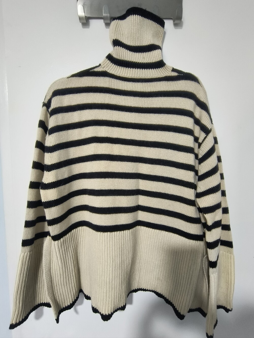 Toteme Signature Striped Turtleneck Sweater - Cream & Black Sz S